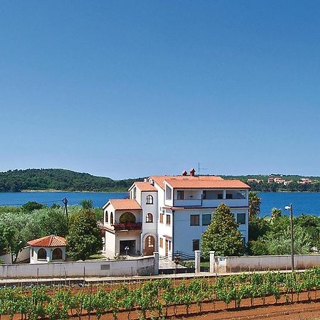 Beautiful Apartment In Pula With Kitchen Eksteriør bilde